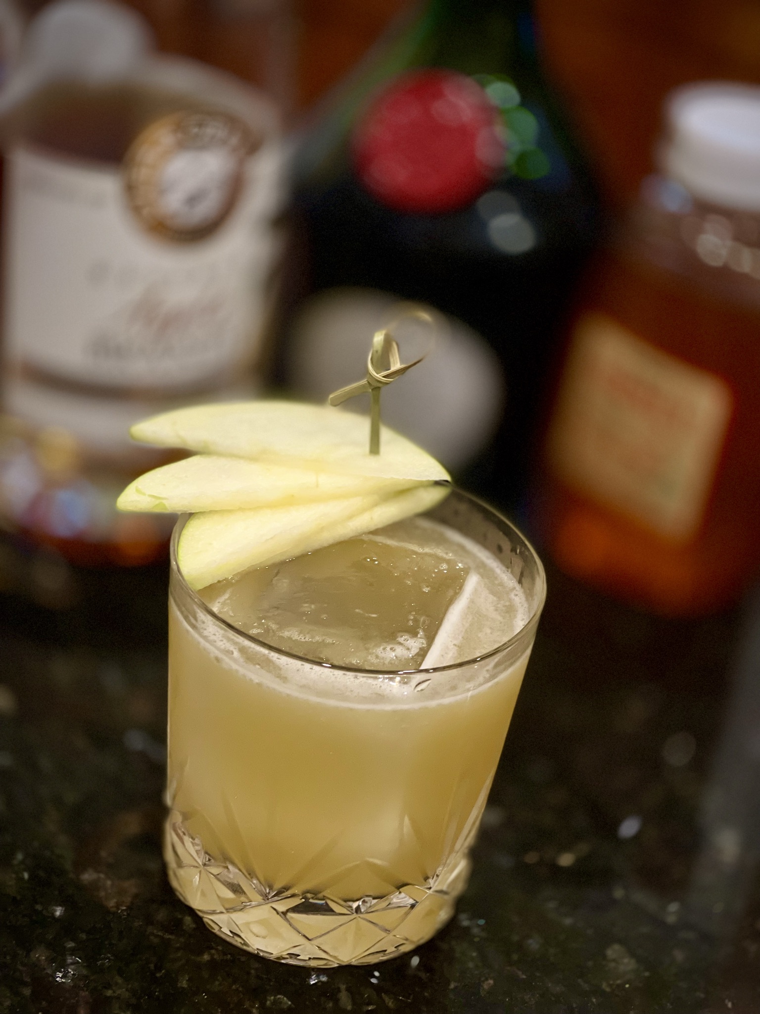 The Apple Bee